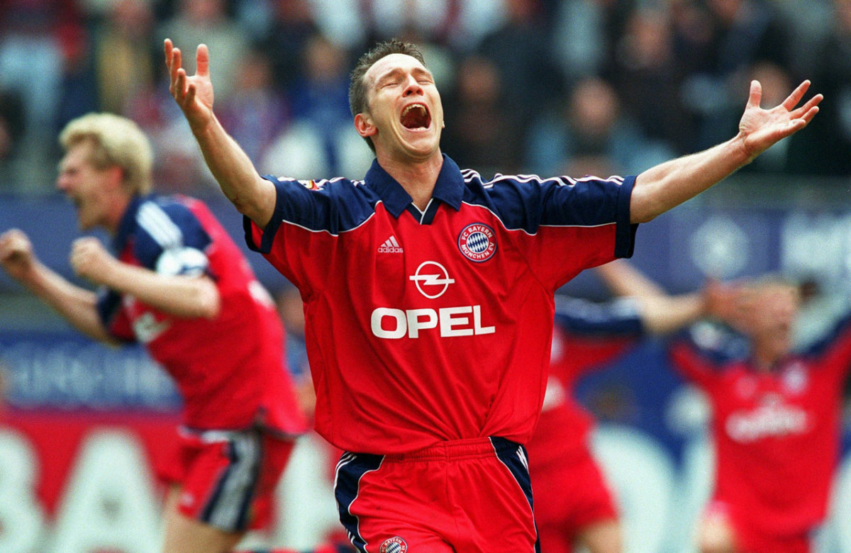 2001-Bayern-Munich-Hamburg-Patrik-Andersson.jpg